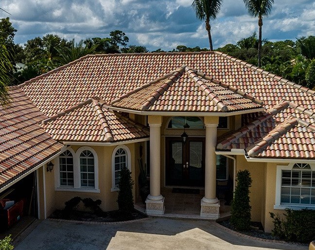 home in wellington getting a free roofing quote