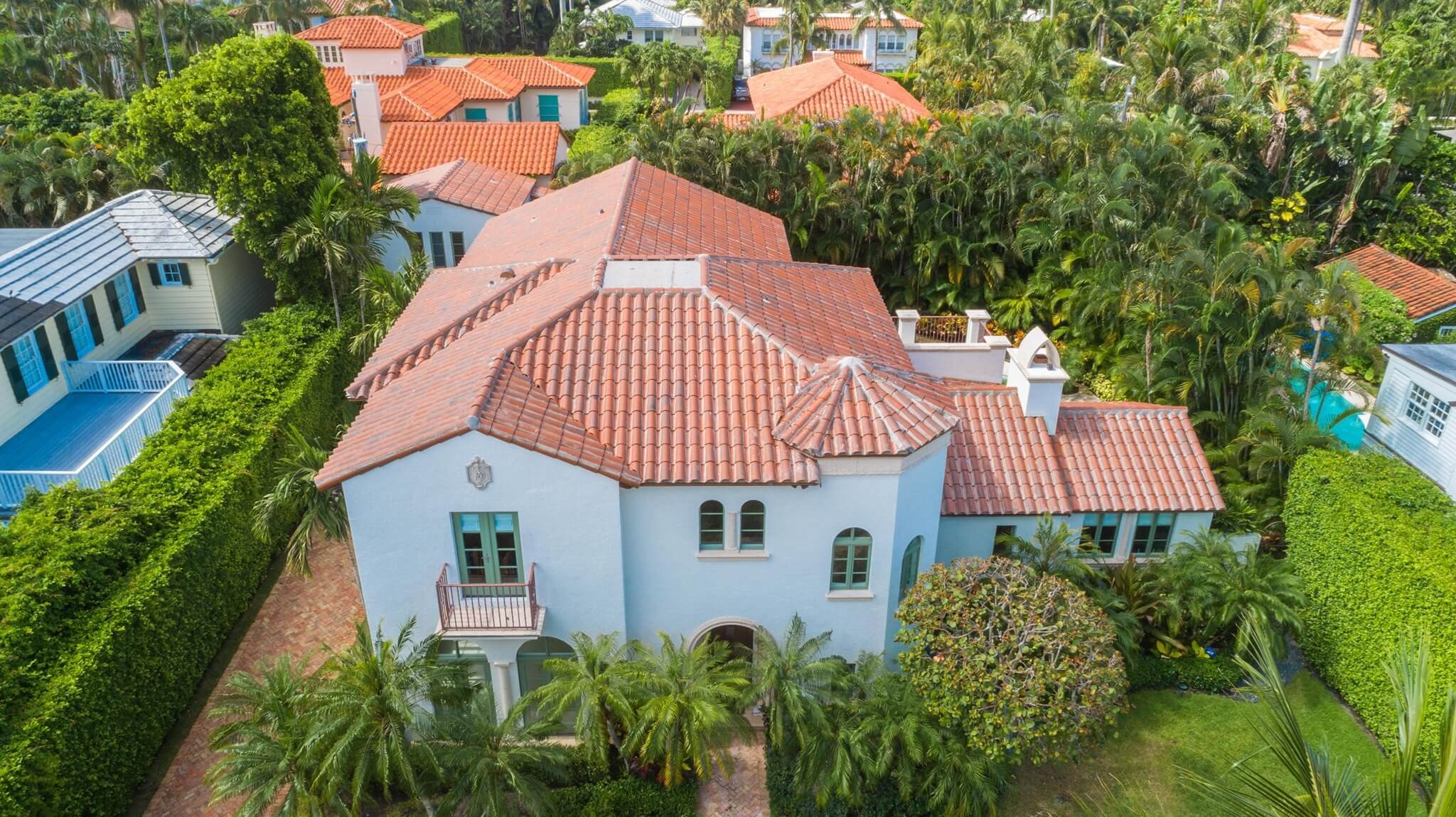 roof completed by our roofing contractors in florida