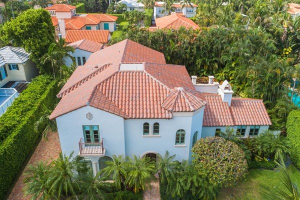 roof completed by our roofing contractors in florida