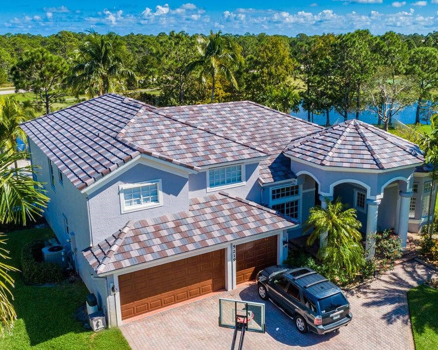 local roofing company in port salerno